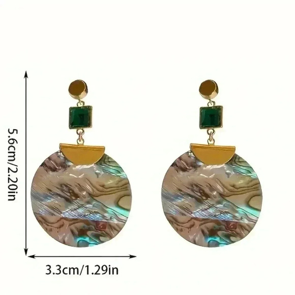 Elegant Abalone and Green Gemstone Earrings - Picture 4 of 4